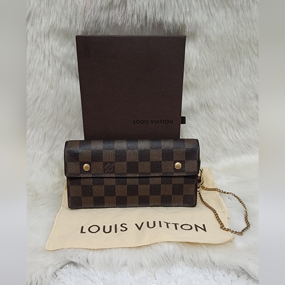 Authentic Louis Vuitton DE Accordion Wallet